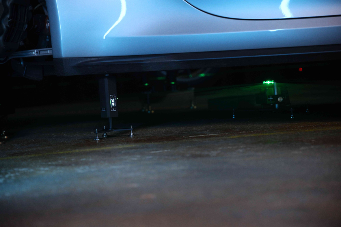 Digitale Höhenmessung 